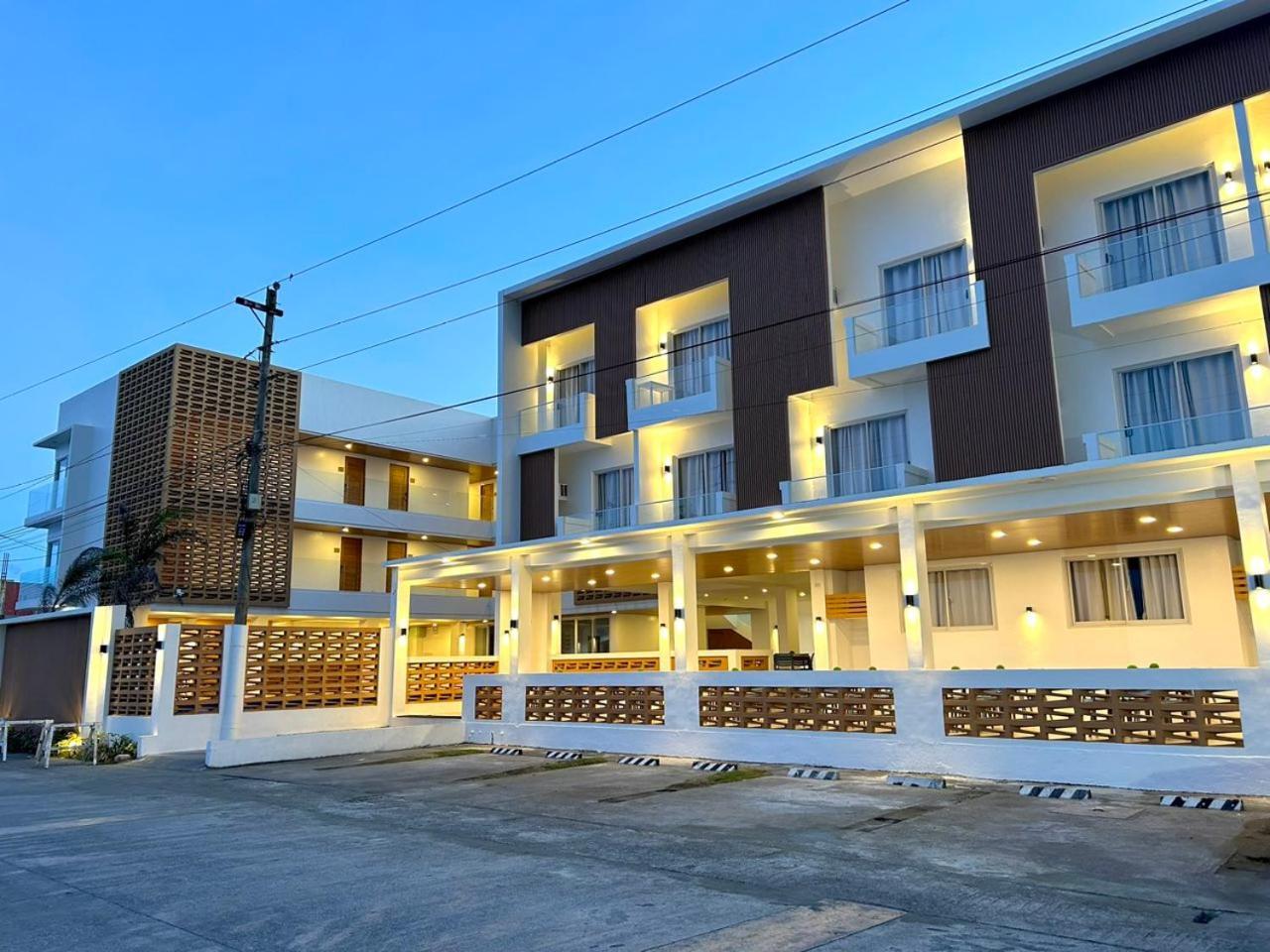 Hotel Playa Azul Baler Exterior foto